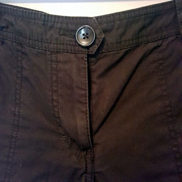 H&M Cuffed Black Shorts with Pockets sz 10 - Picture 3 of 8